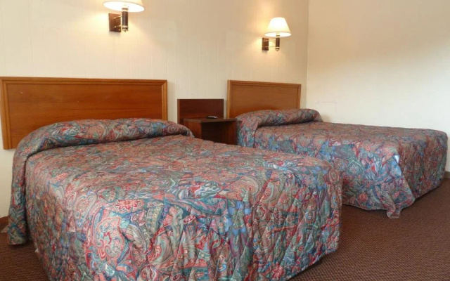 photo 3 of Acorn Motel