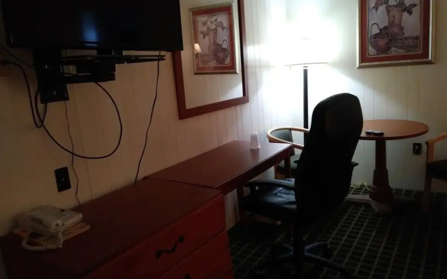 photo 5 of Acorn Motel