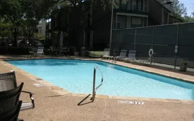 photo 4 of Addison/North Dallas 5