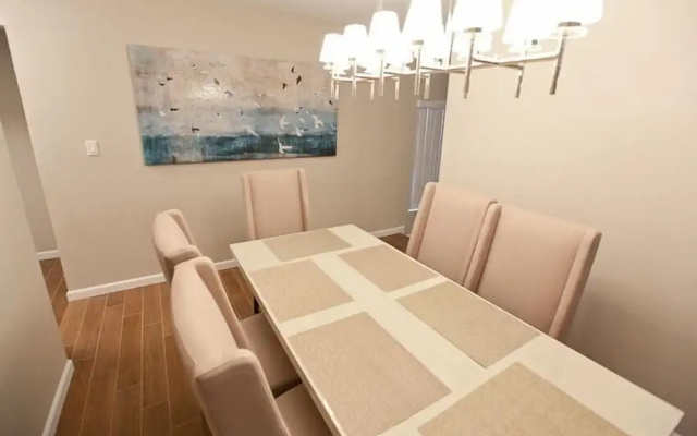 photo 4 of Admirals House By Signature Vacation Rentals