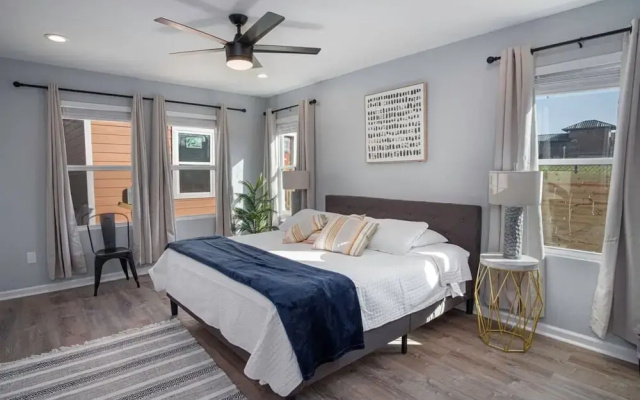 photo 5 of Adorable 4BR 2BA Close to Riverwalk and Downtown