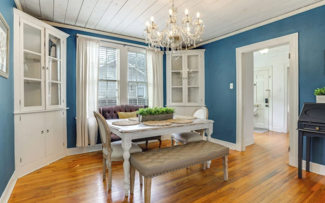 photo 5 of Adorable Baton Rouge Cottage < 3 Mi to Lsu!