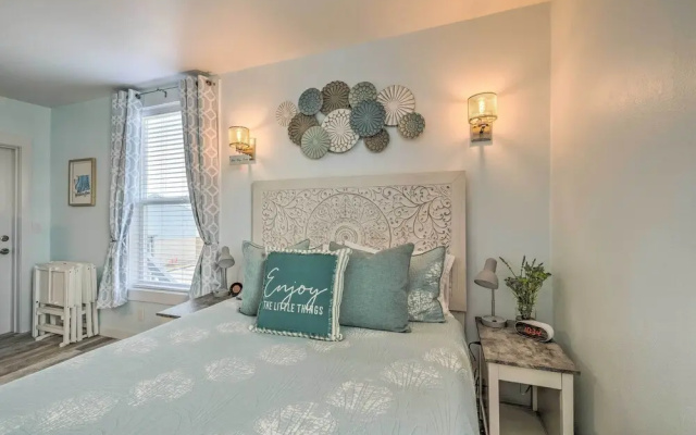 photo 3 of Adorable Downtown Studio - 1 Block to Long Beach!