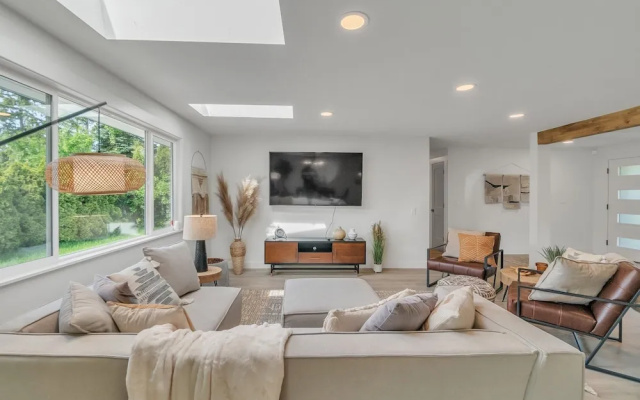 photo 2 of Adorably Renovated Spacious Bungalow 3 Bedroom Bungalow by Redawning