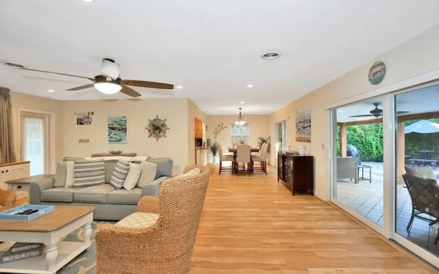 photo 4 of Affinity Coral - Private Pool, Patio, Near Waterway And Beach
