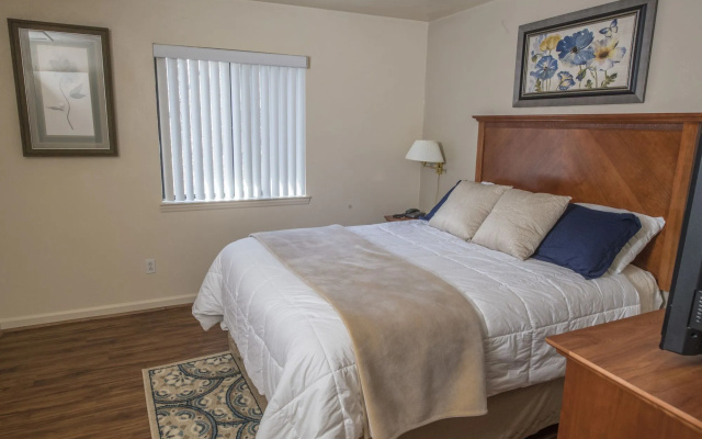 photo 3 of Affordable Corporate Suites of Overland Drive