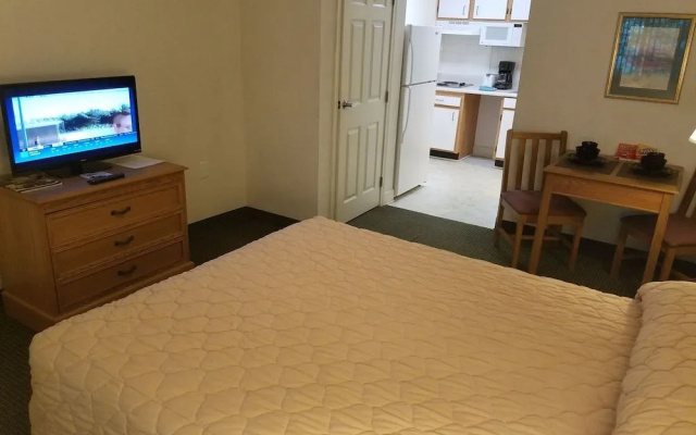 photo 3 of Affordable Suites Florence