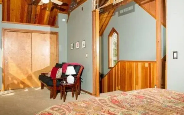 photo 2 of Agate Beach Cottage At Meritage by RedAwning