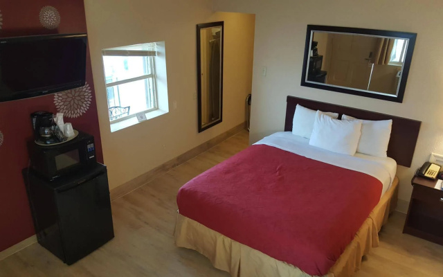 photo 3 of Waterfront Inn PHL Airport
