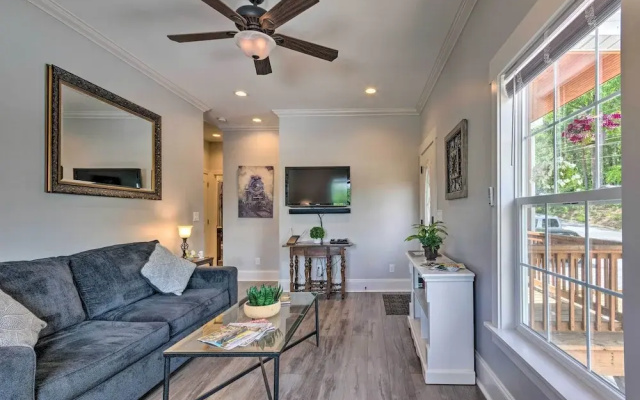 photo 5 of Airy Apartment With Deck - Walk to Main Street!