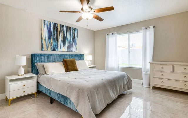 photo 4 of Backyard Oasis! Family-friendly Tempe Retreat