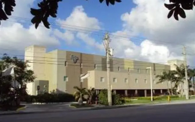 photo 5 of Aladdin Hotel Miami