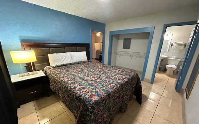 photo 3 of Aladdin Motel By OYO Merritt Island