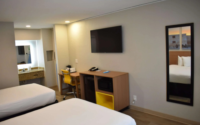 photo 3 of Days Inn by Wyndham San Antonio Alamo/Riverwalk