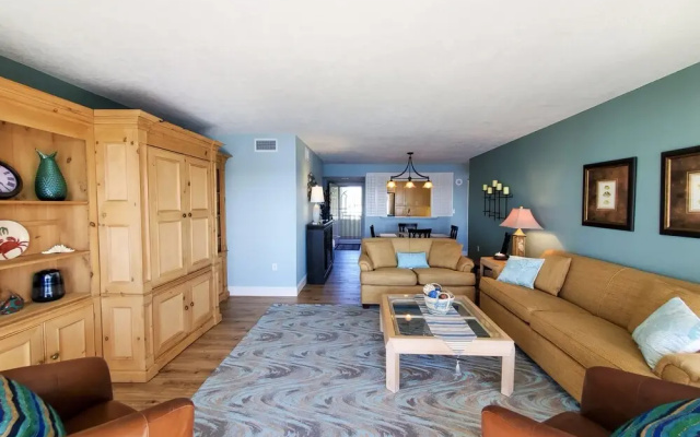 photo 3 of Alan's Hickory Bay West Condo