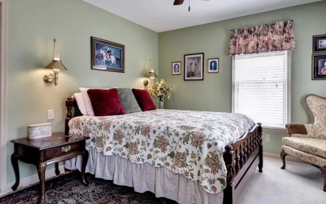 photo 3 of Aldrich House Bed & Breakfast