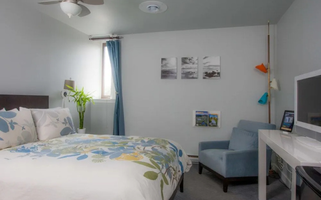 photo 5 of The Bow Hotel