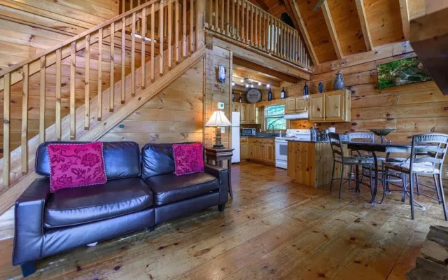 photo 3 of Alessandras - Beautiful Rustic-chic Riverfront Cabin Fireplace pet Friendly