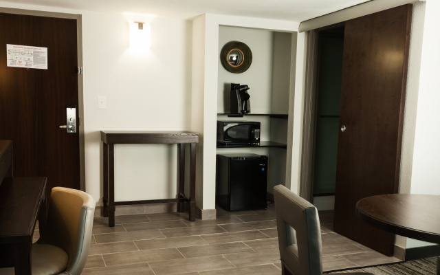 photo 4 of Holiday Inn Alexandria - Downtown by IHG