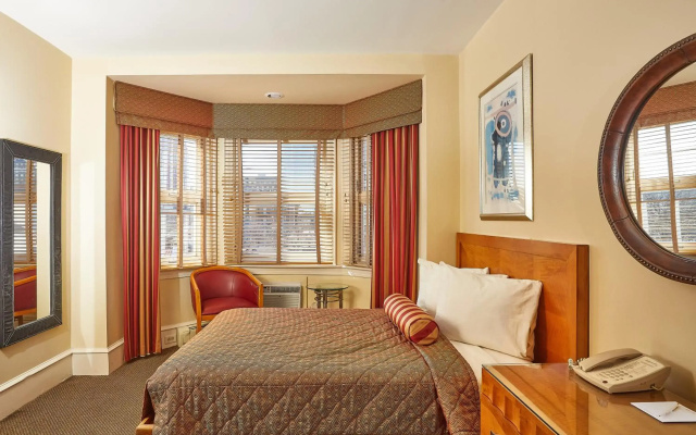 photo 4 of Alexander Inn