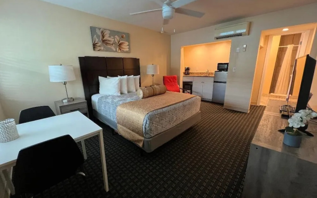 photo 2 of Beachside Resort Motel