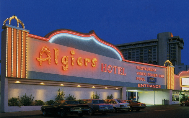 photo 3 of Algiers