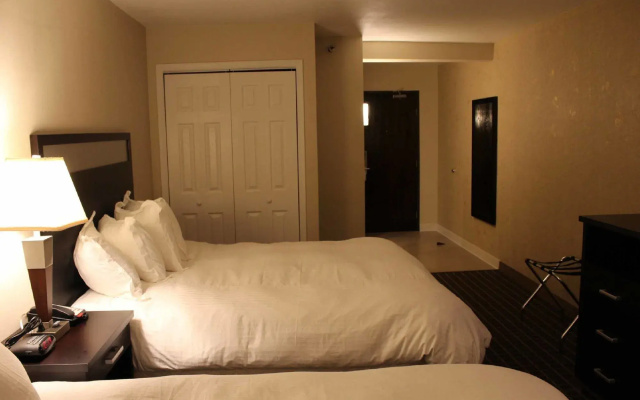 photo 3 of Alhambra Hotel