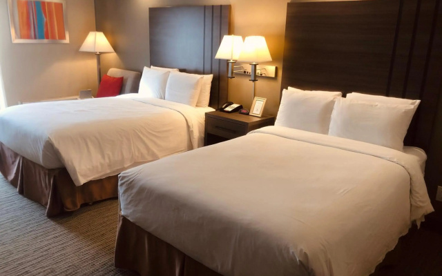 photo 2 of GreenTree Inn & Suites Alhambra