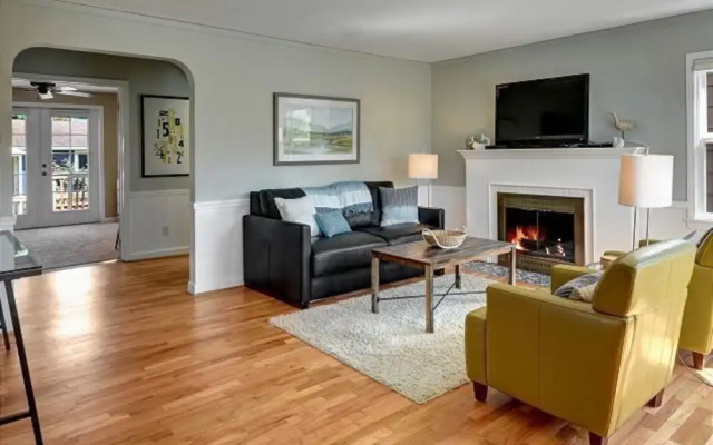 photo 3 of Alki Beach House - Three Bedroom Home with Fireplace