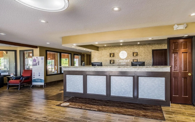 photo 2 of All American Inn & Suites Norwalk
