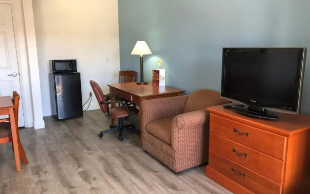 photo 2 of All Seasons Lodge