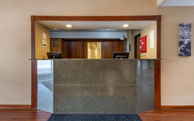 photo 2 of Allegheny Inn & Suites