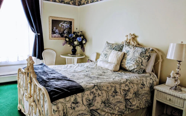 photo 5 of Allegiance Bed and Breakfast