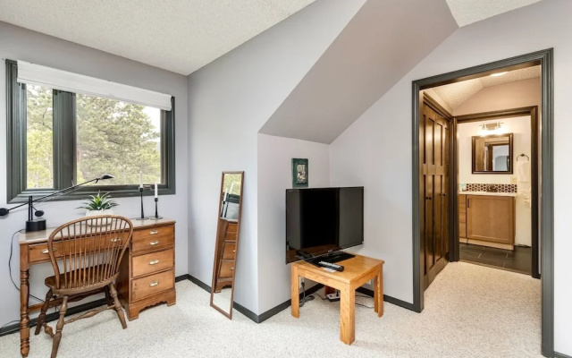 photo 3 of Alleman North Vacation At Windcliff 3 Bedroom Home by RedAwning