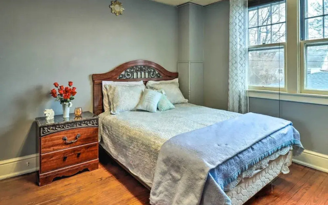 photo 2 of Allentown Home: 2 Mi To Hamilton District!
