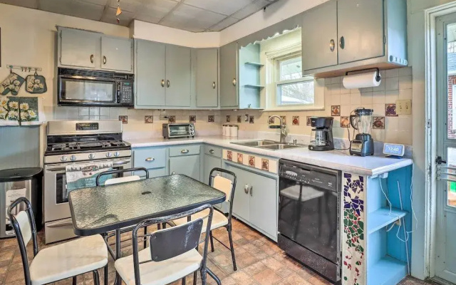photo 4 of Allentown Home: 2 Mi To Hamilton District!