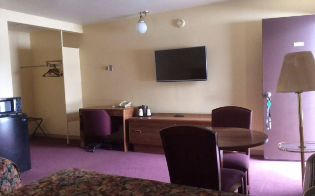 photo 3 of Allenwood Motel