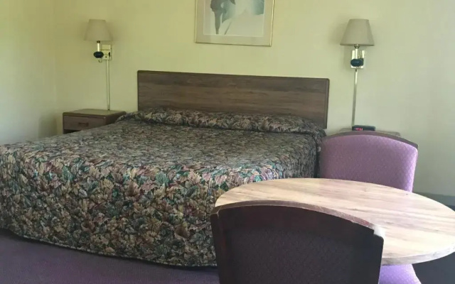 photo 4 of Allenwood Motel