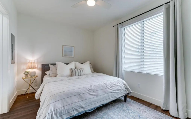 photo 4 of All-New, Waterfront Condo in Downtown Sarasota!