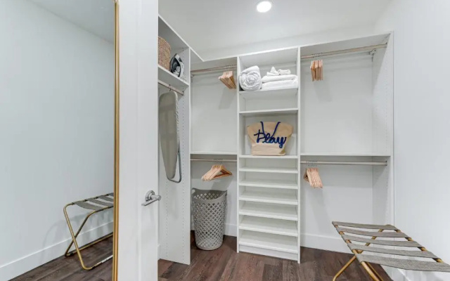 photo 5 of All-New, Waterfront Condo in Downtown Sarasota!