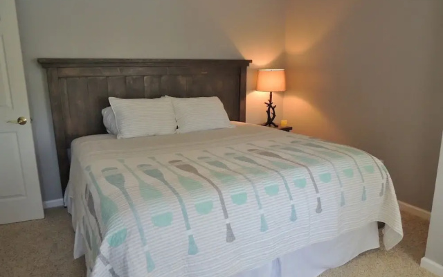 photo 4 of Allure Of The Lake 3 Bedrooms 2 Bathrooms Home
