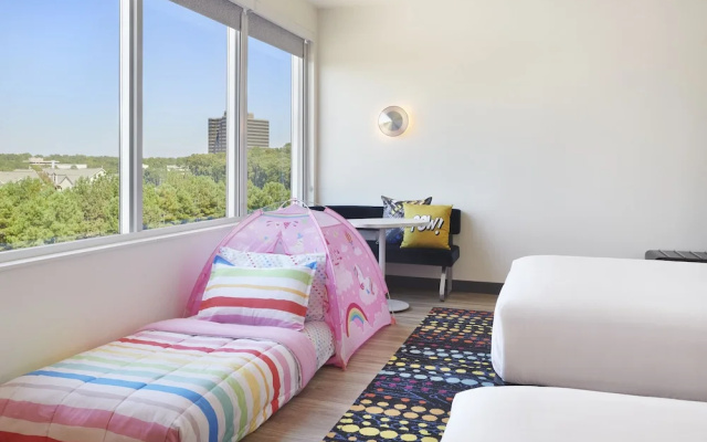 photo 3 of Aloft Atlanta Perimeter Center
