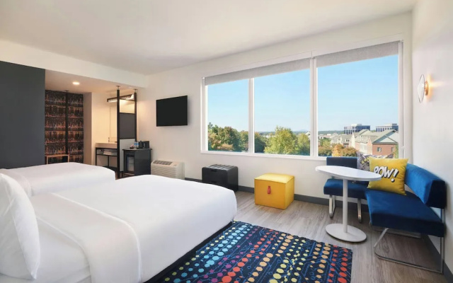 photo 5 of Aloft Atlanta Perimeter Center
