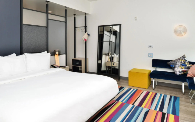 photo 5 of Aloft by Marriott Charlotte Airport