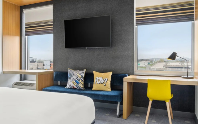 photo 4 of Aloft by Marriott Chicago O'Hare