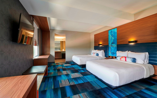 photo 3 of Aloft by Marriott Cleveland Airport