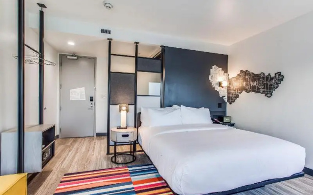 photo 3 of Aloft Dallas Arlington Entertainment District