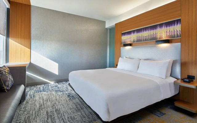 photo 4 of Aloft by Marriott Dulles Airport North