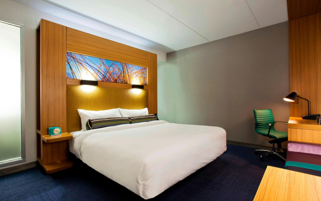 photo 3 of Aloft by Marriott Jacksonville Tapestry Park