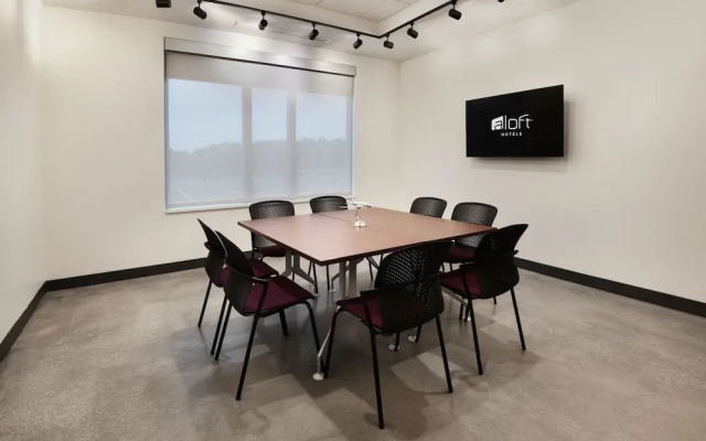 photo 3 of Aloft Lawrenceville Sugarloaf